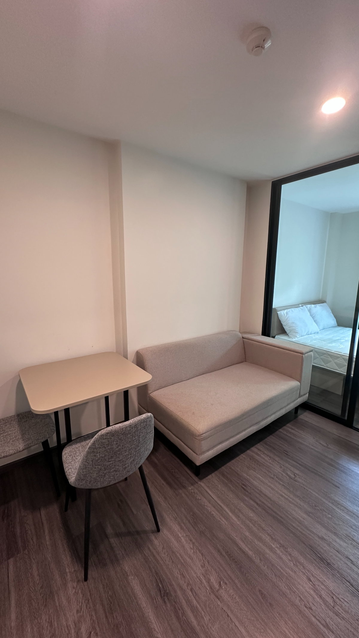 🏢 Condo for Rent 📍 Near BTS Krung Thon Buri : Flexi Sathorn-Charoen Nakhon