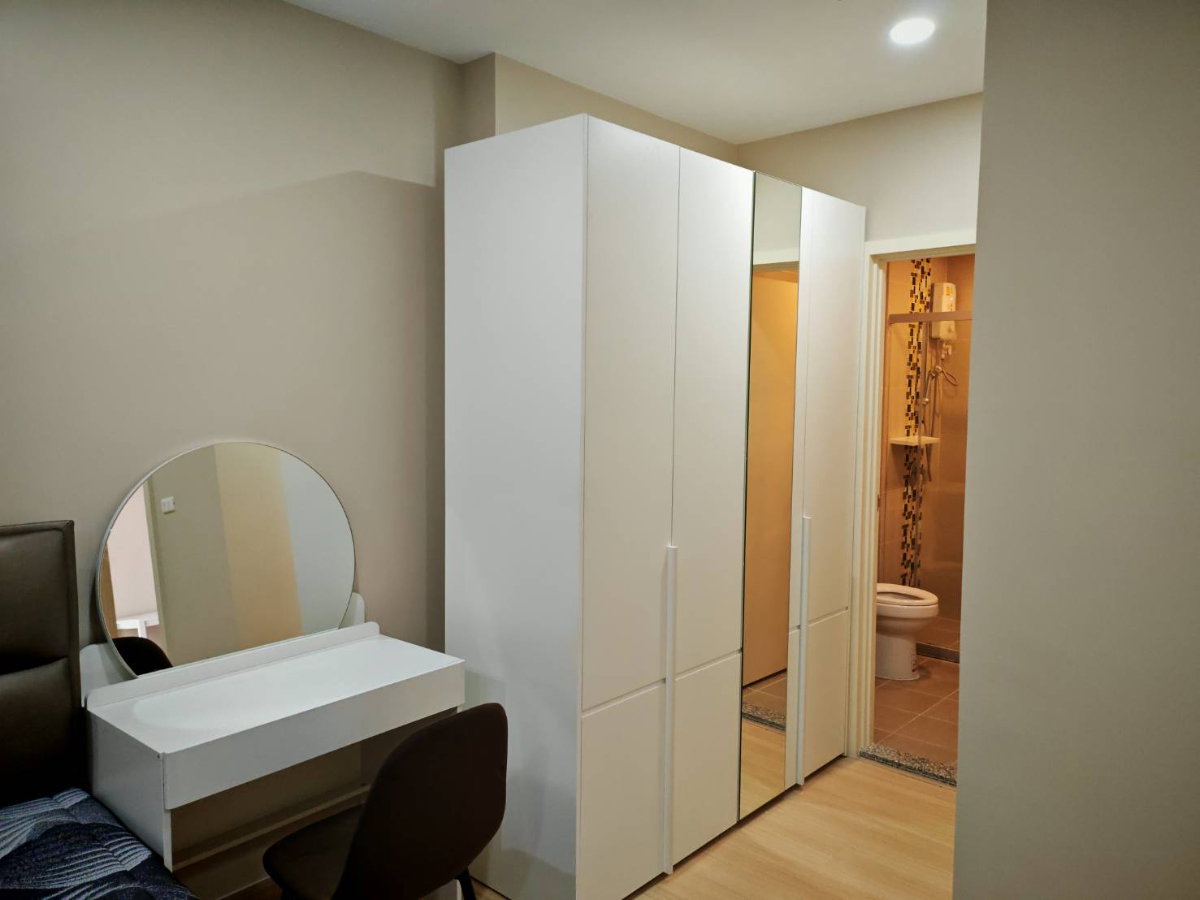 picture New ready-to – move Condominium near MRT Phasichareon station, opposite Seacon Bangkae - 4/20