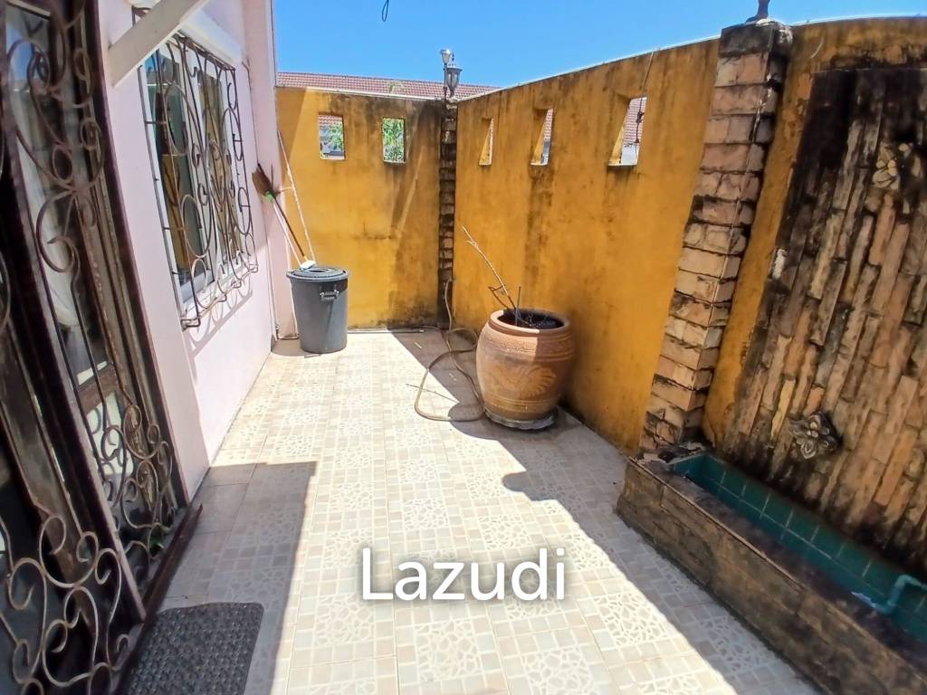 picture Spacious 2-Storey Townhouse for Sale at LK Villa - 32/35