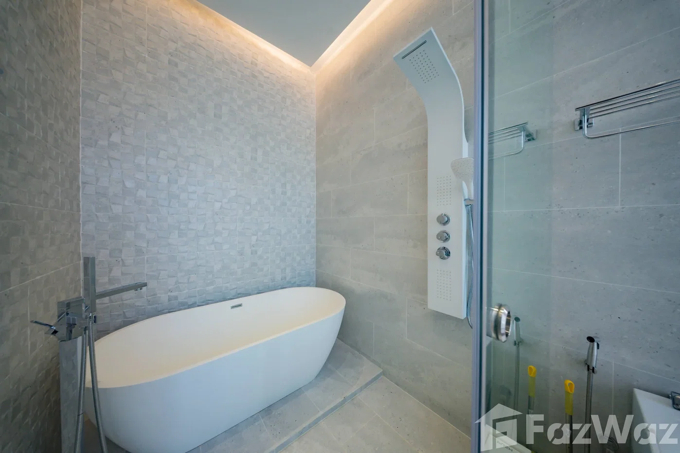 picture 3 Bedroom 5 Bathroom Villa for Sale at The Residence 6573678 - 99/181