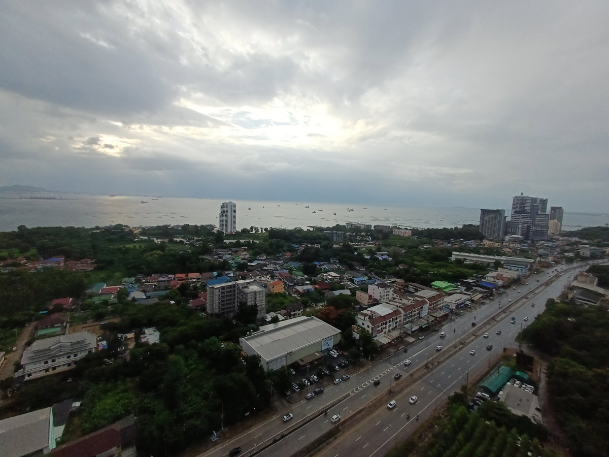 picture For rent KnightsBridge Sriracha 2 bedrooms 28th floor Corner unit Sea view Ready to move in - 38/48