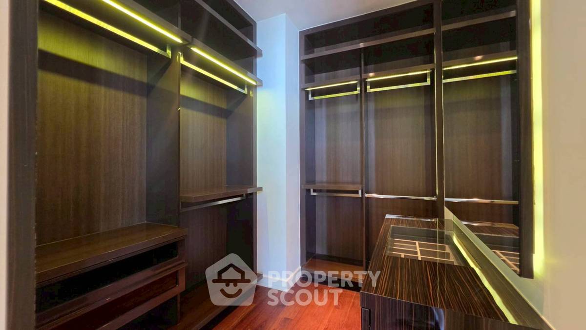 รูป คอนโด 3 ห้องนอน 188 ตร.ม. ชั้น 20 ขาย Marque Sukhumvit ใกล้ BTS พร้อมพงษ์ 100 ม. (ID 3073536) - รูปที่ 14/20