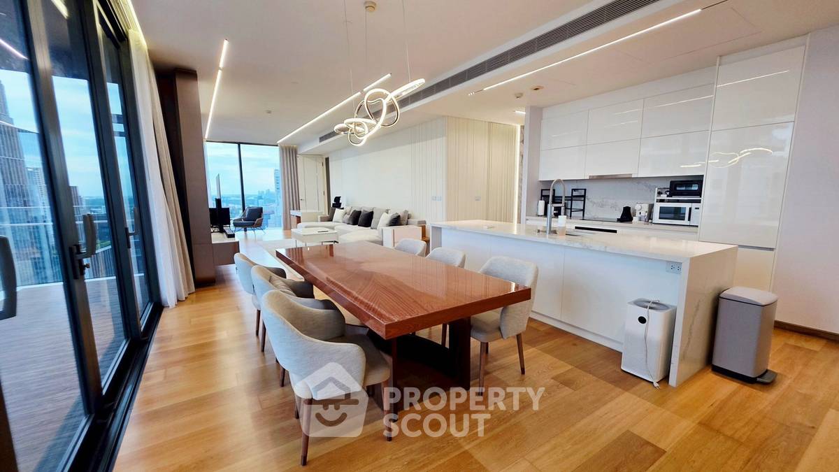 รูป คอนโด 3 ห้องนอน 192 ตร.ม. ให้เช่า มาร์ค สุขุมวิท ใกล้ BTS พร้อมพงษ์ 100 ม. (ID 3069715) - รูปที่ 3/10