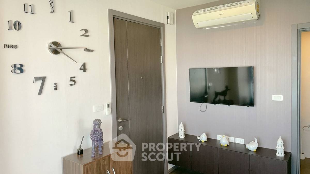 picture 1-BR Condo At The Base Park West Sukhumvit 77, 28th Floor Near BTS On Nut (ID 3076087) - 3/5