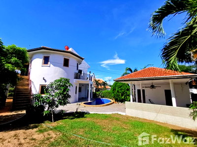 Houses for sale Hua Hin Prachaubkirikhan : 6 Bedroom Villa for sale at Summerland Village  1911920