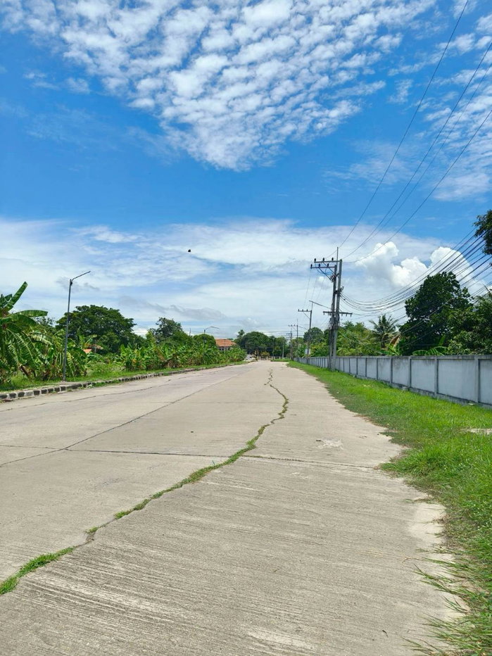 รูป ขายที่ดินเปล่าติดถนนพหลโยธิน ใกล้โรบินสัน ติดปั๊มน้ำมันปตท. โครงการบ้านแสงสุวรรณ ถนนพหลโยธิน ตำบลนิคมสร้างตนเอง อำเภอเมืองลพบุรี จังหวัดลพบุรี - รูปที่ 28/42