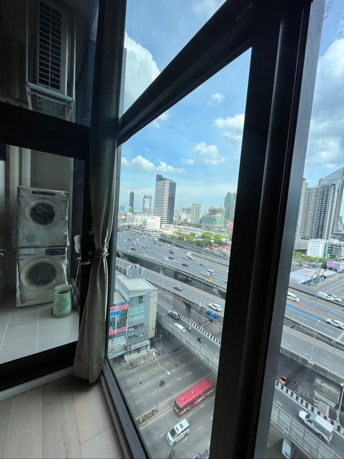 picture For sale : Chewathai Residence Aspke Condo - 20/34