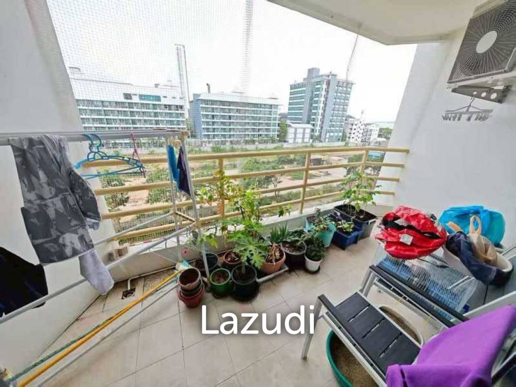 picture Spacious Studio Sea View Condo for Sale at View Talay 8 - 8/9
