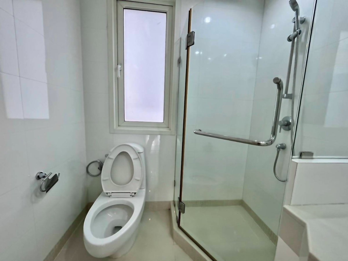 picture Baansiri twentyfour 100sqm.2 bed 2 bath 50,000- please add line paolin1 - 6/13