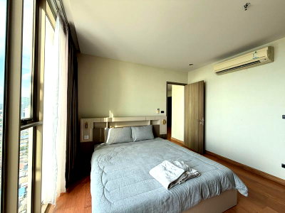 Condos for rent : Luxury beachfront condo for rent in the heart of Sriracha.