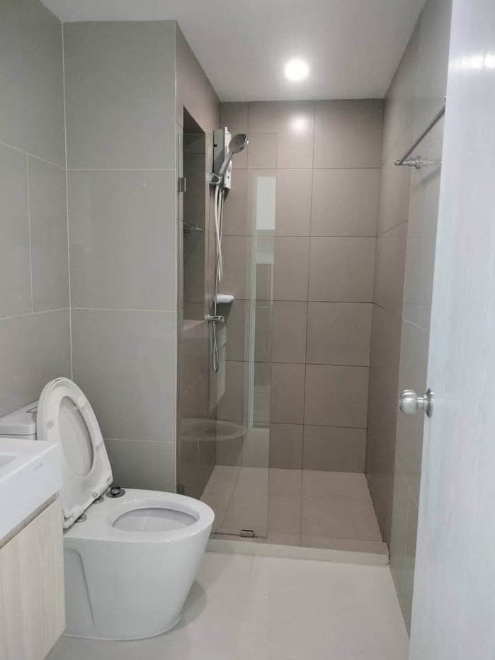 picture Condo for Rent: Rich Park @ Triple Station - 10/10