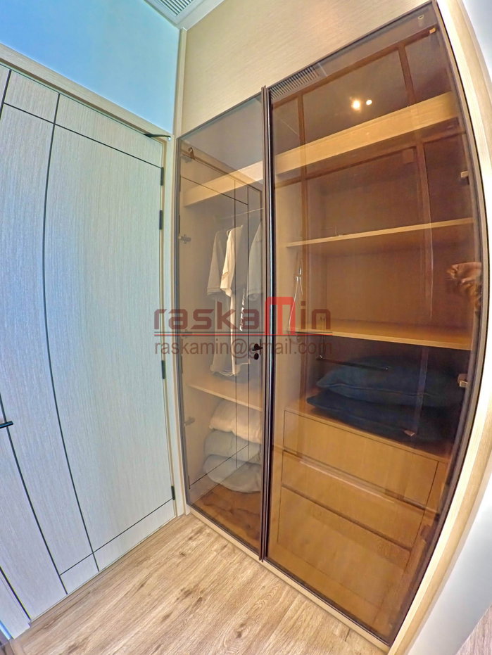 picture Sea View Condo on the 50th Floor with a Private Bathtub on the Balcony - 15/30