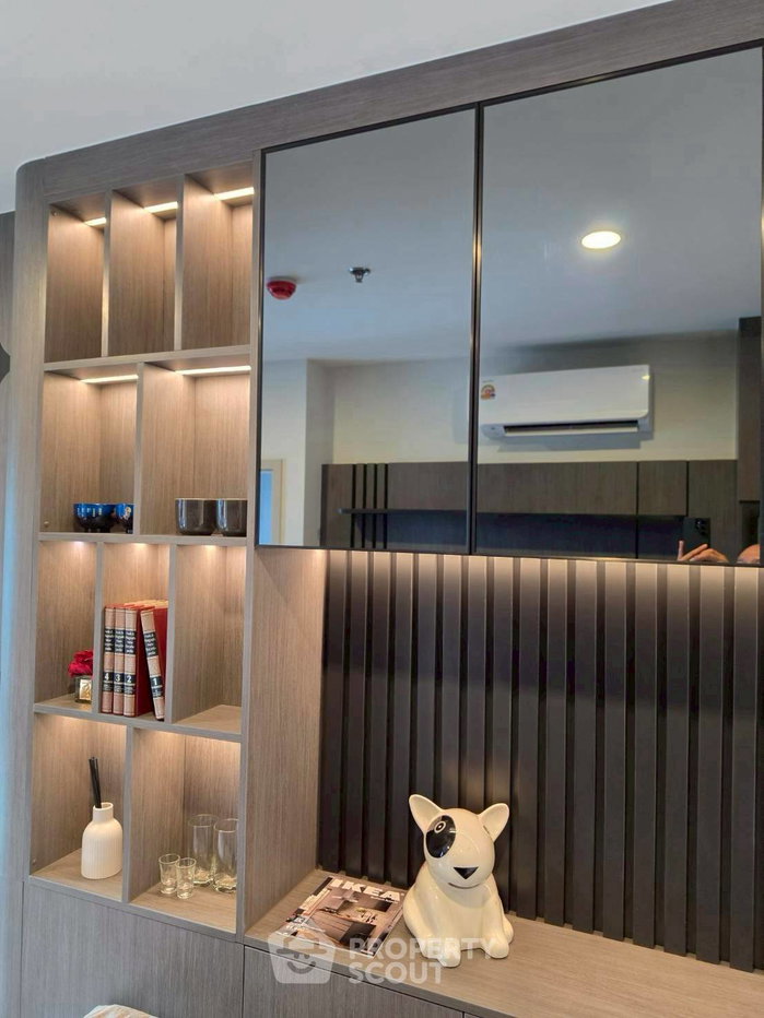 picture 1-BR Condo Nue District R9, 200m to MRT Phra Ram 9 (ID 3074987) - 2/9