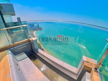 รูปภาพ Sea View Condo on the 50th Floor with a Private Bathtub on the Balcony