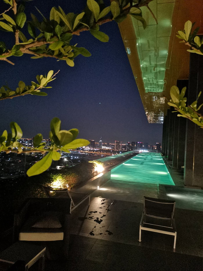picture Good highest view, easiest access pool and gym - 8/12
