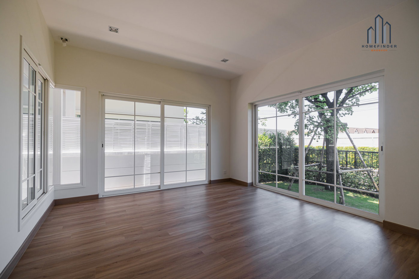รูป THE GRAND Riverfront Ratchapruek - Rama 5 5 bedrooms, for sale - รูปที่ 19/45