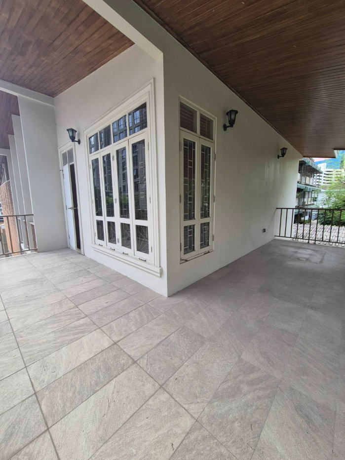 picture For rent house single 210sqw. 4bed 4 bath 150,000 per month please add line :paolin1 - 12/15