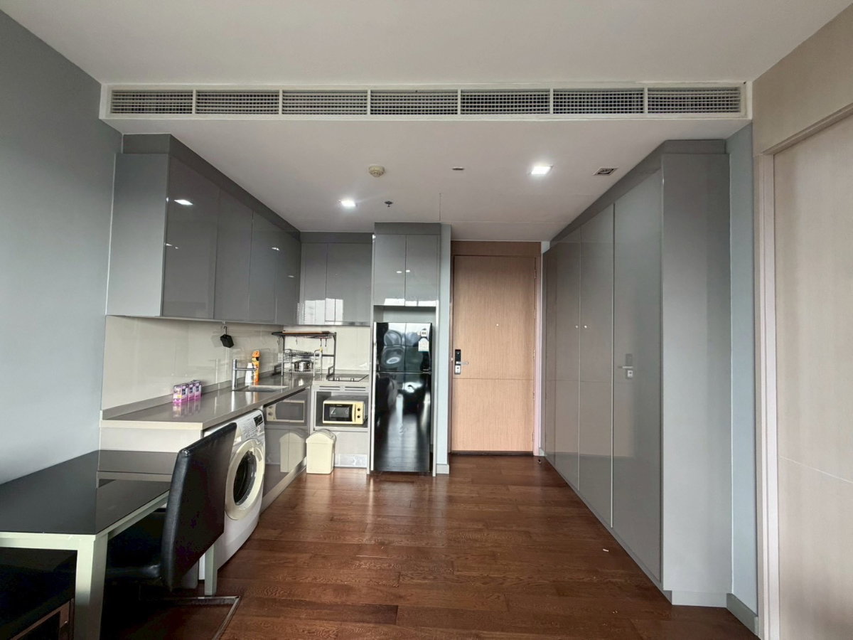picture Condo for rent near Victory Monument BTS station - 12/27