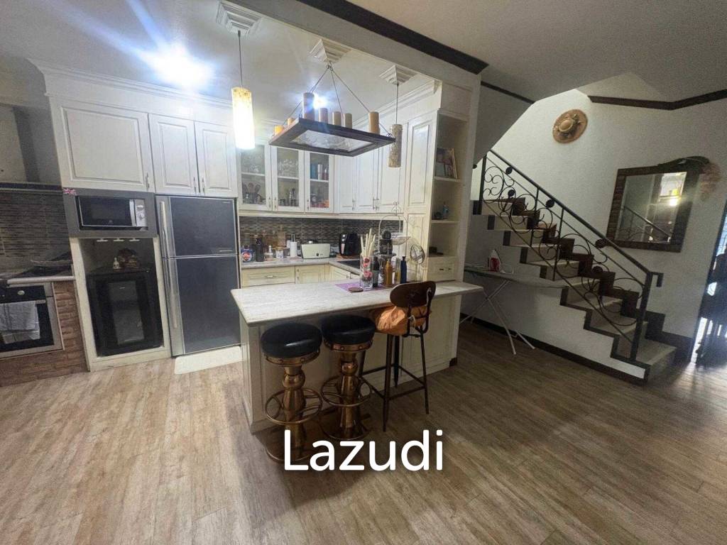 picture Spacious 2-Storey Townhouse for Sale at LK Villa - 2/35