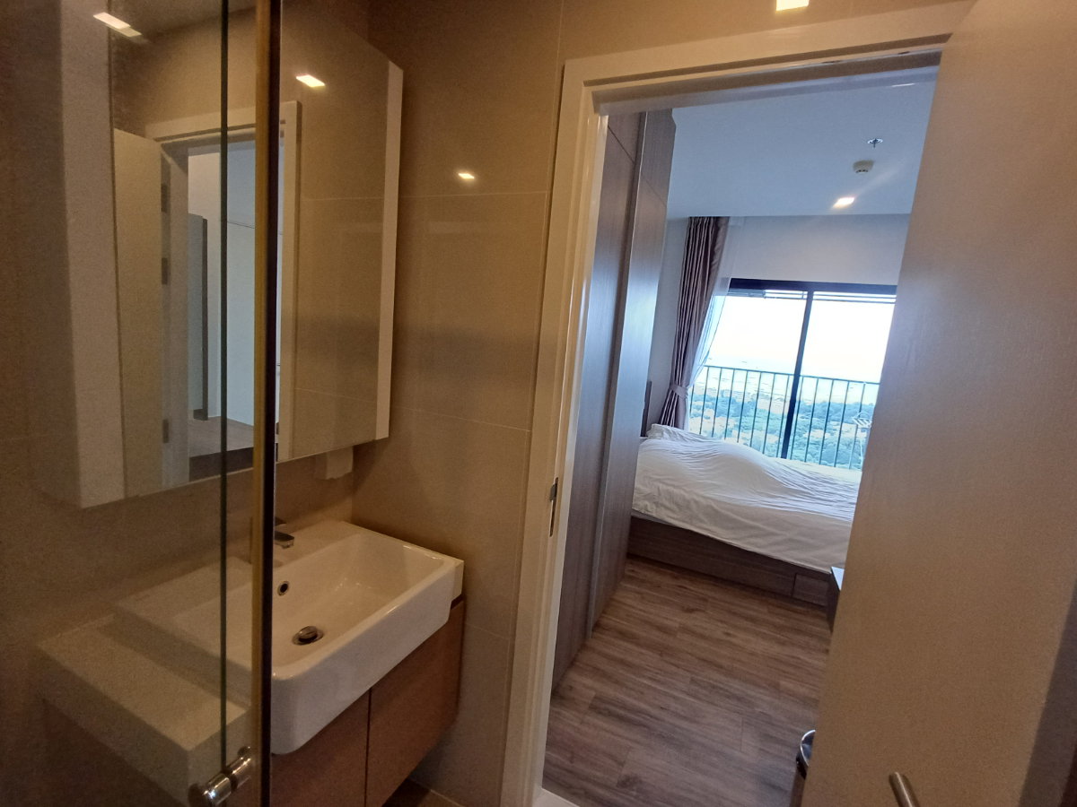 picture For rent KnightsBridge Sriracha 2 bedrooms 28th floor Corner unit Sea view Ready to move in - 21/48
