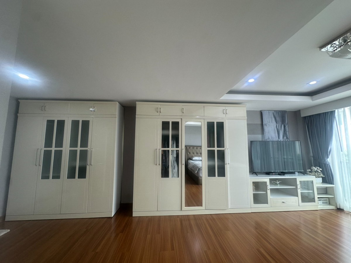 รูป 🏠ทาวน์โฮมหรู 4 ชั้น พร้อมระเบียงสวนชั้น 2 เดินได้รอบบ้าน 3 ด้าน Rare Unit ปรัชญาโฮมทาวน์ @ลาดพร้าว 71 - รูปที่ 13/24