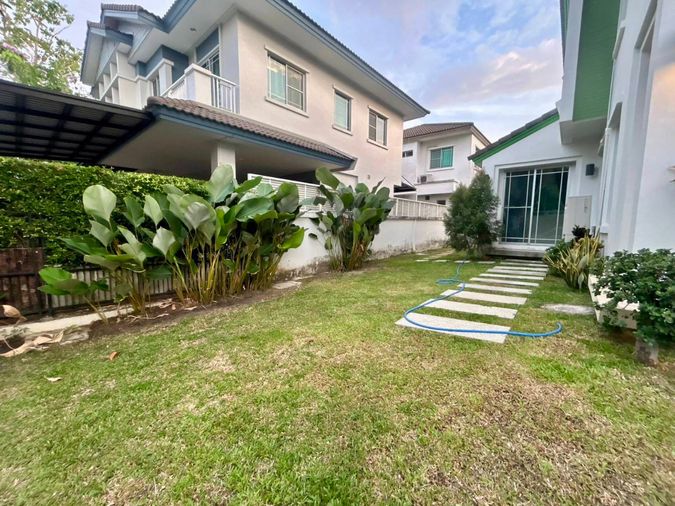 4-bed house for rent, 200 sqm, 64 sq wah, Manthana 2 Onnut - Wongwan