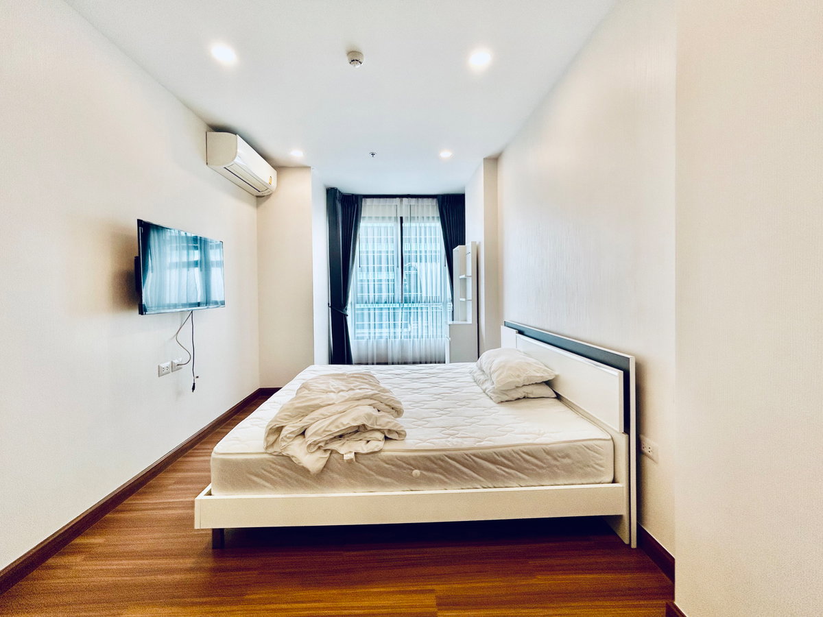 picture For Rent | Supalai Premier Charoen Nakhon Spacious 1-Bedroom Condo | Only Steps from BTS Khlong San - 10/17