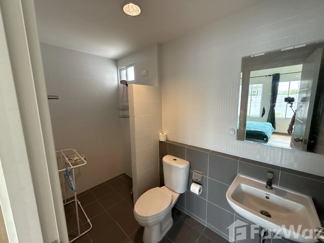 picture Modern 3-Bedroom Corner Villa on a Large 400 sqm Plot 6573041 - 11/20