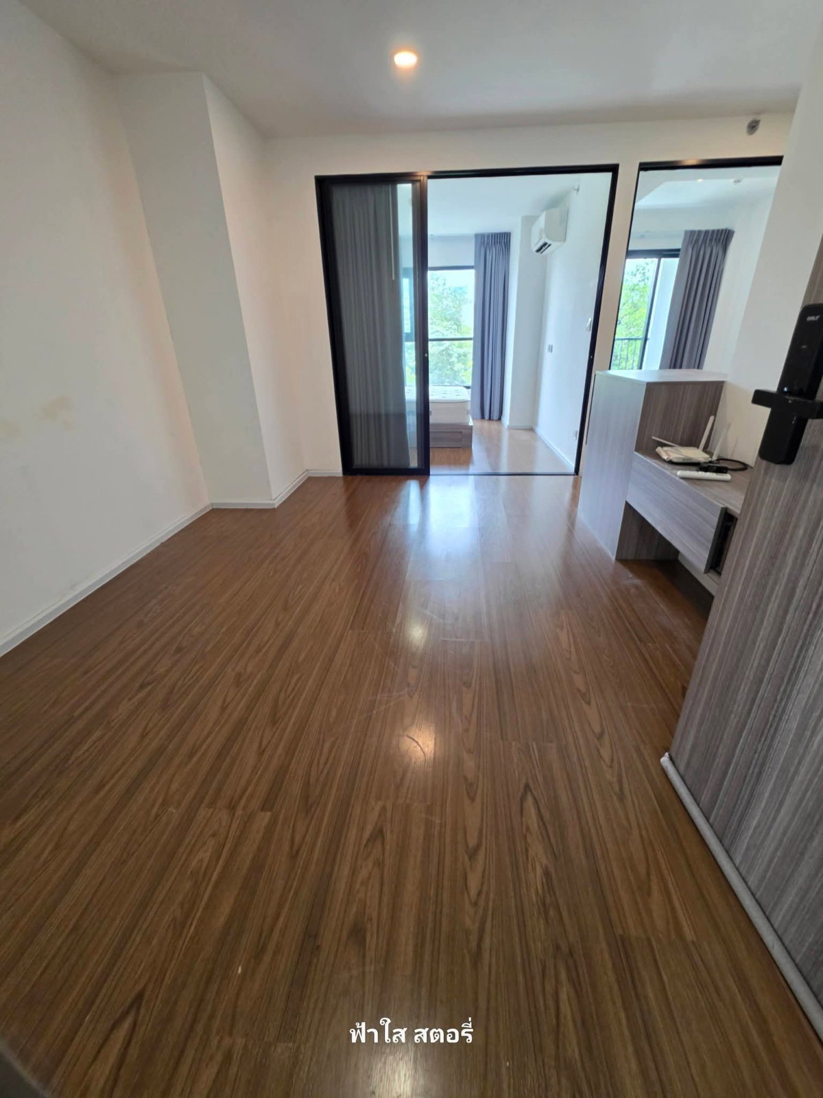 ดิอ​อริ​จิ้น​พหลโยธิน​สะพาน​ใหม่​ โทร​ 065-8309884​ ​ไลน์​ไอดี​  @CONDO55​