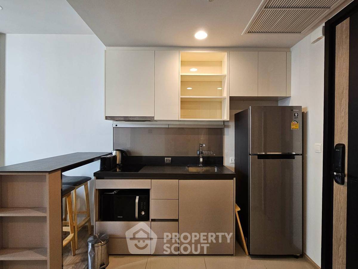 picture 33rd-Floor 1-BR 35 Sqm Condo At Oka Haus Sukhumvit 36 Near BTS Thong Lor (ID 3075969) - 4/4