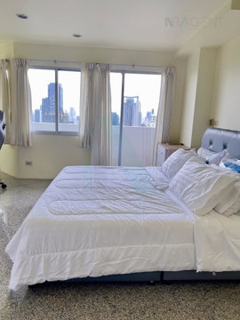 🔺 For rent condo WITTAYU COMPLEX Building B4, Floor 33,3 bed room, Room size 125 sqm