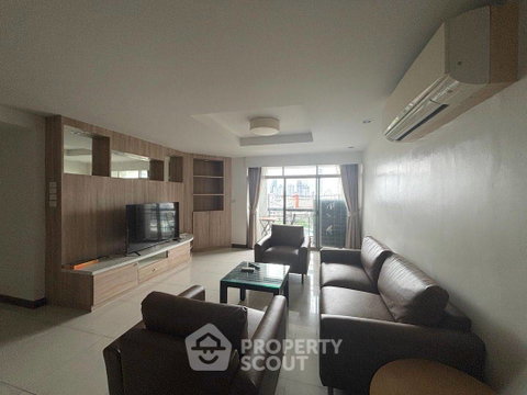 3-BR 133 Sqm High-Floor Condo At Royal Castle Sukhumvit, 400m to BTS Phrom Phong (ID 3072710)