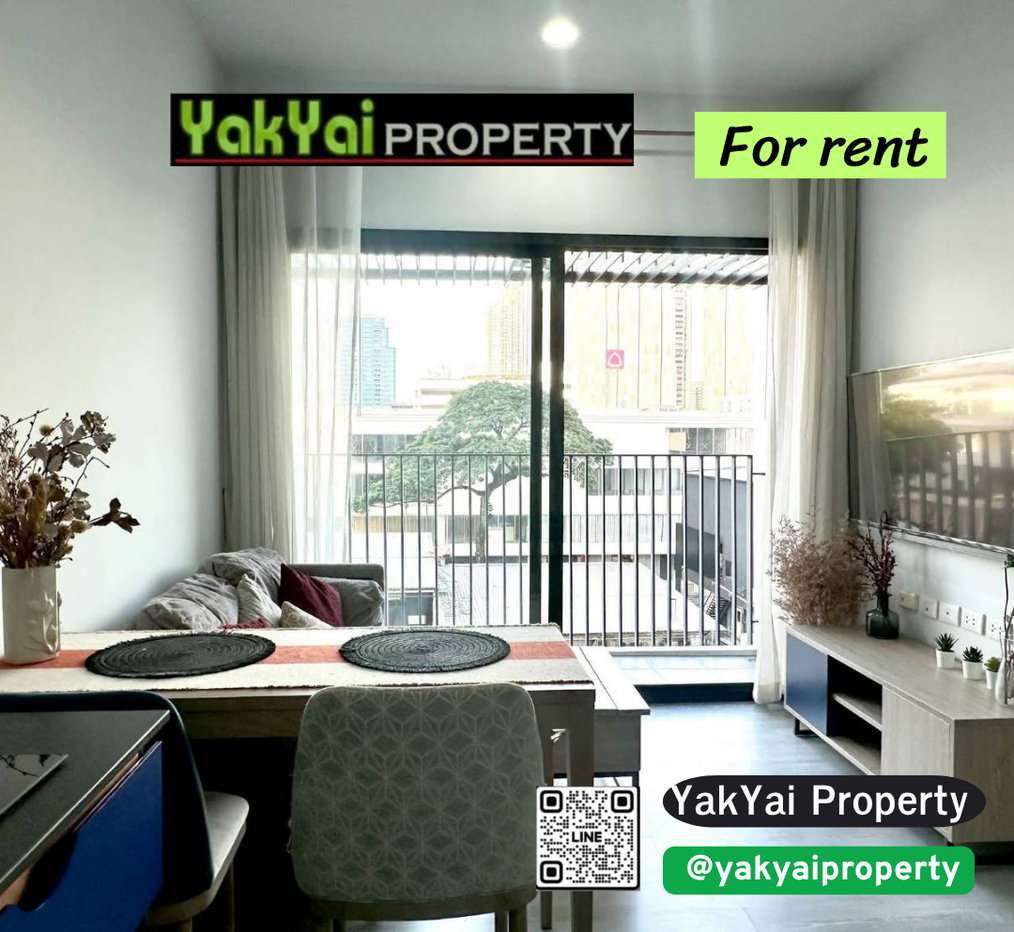 picture XT Ekkamai – Fully furnished unit with an unobstructed view; includes shuttle service to BTS Ekkamai. - 1/9