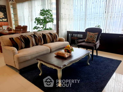 Condos for rent : High-Floor 2-BR 105 Sqm At The Emporio Place Near BTS Phrom Phong (ID 3073897)