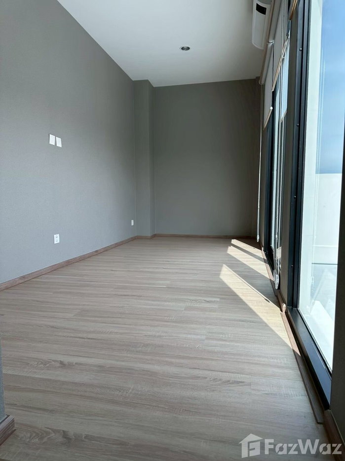 picture The First Townhome with Rooftop Garden 5348521 - 18/19