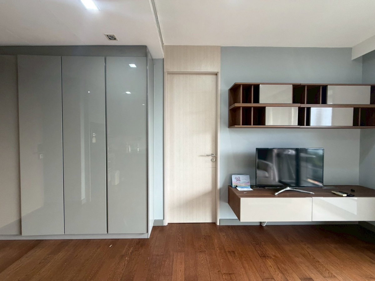 picture Condo for rent near Victory Monument BTS station - 11/27