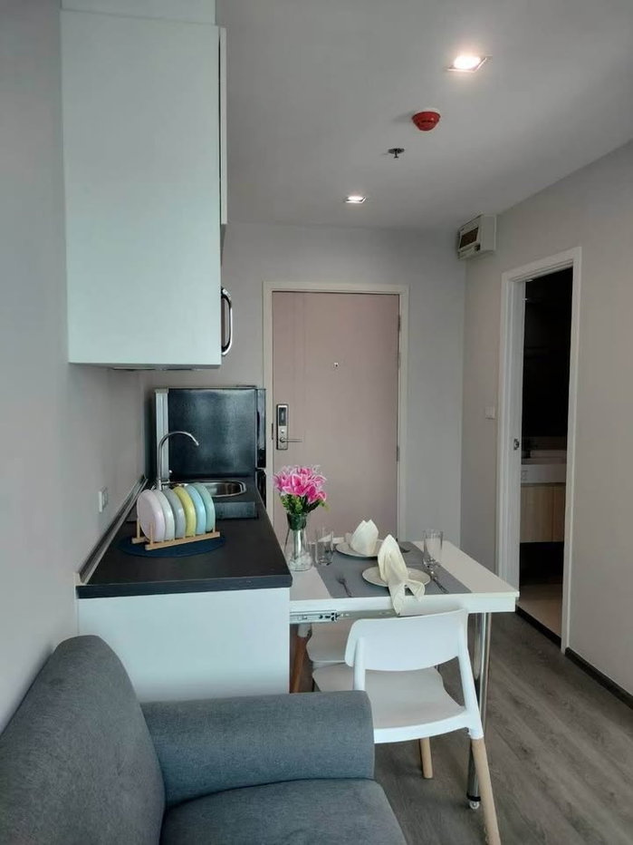 picture Condo for Rent: Rich Park @ Triple Station - 2/10