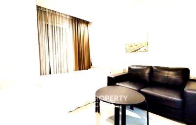 คอนโดให้เช่า : คอนโด 2 ห้องนอน ชั้นสูง ที่ Circle Condominium ใกล้ MRT เพชรบุรี (ID 891397)