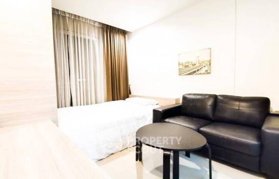 รูป คอนโด 2 ห้องนอน ชั้นสูง ที่ Circle Condominium ใกล้ MRT เพชรบุรี (ID 891397) - รูปที่ 1/7