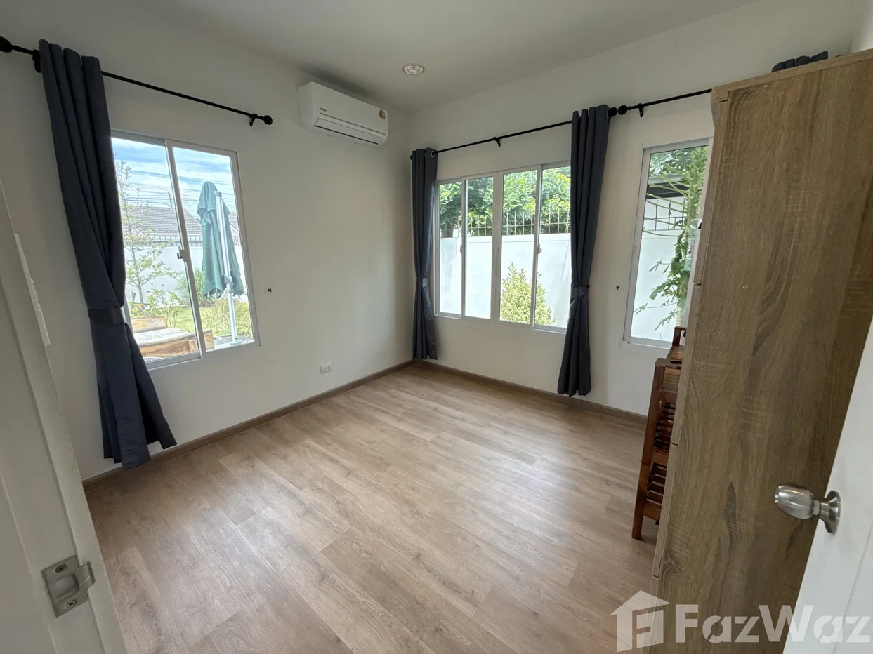 picture Modern 3-Bedroom Corner Villa on a Large 400 sqm Plot 6573041 - 13/20