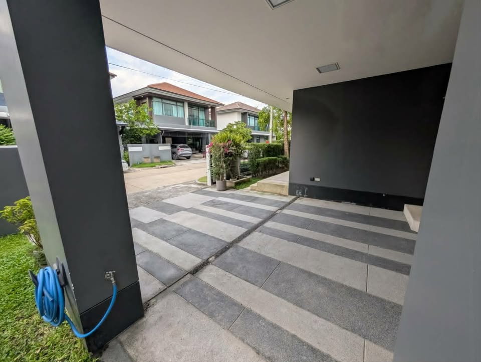 picture For Rent Detached House Setthasiri Krungthep Kreetha GH553 - 2/17