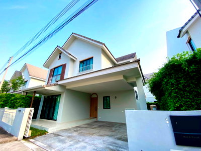 เช่าบ้านเดี่ยว เชียงใหม่ : ปล่อยเช่า บ้านเกรซแลนด์ | หางดง พร้อมเข้าอยู่ ตรงข้ามโรงเรียนนานาชาติ Grace International School เหมาะสำหรับครอบครัวและชาวต่างชาติ RH-25