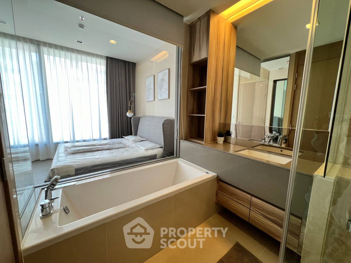 picture 1-BR High-Floor 47 Sqm At The Esse Asoke, MRT Sukhumvit (ID 1532861) - 3/5
