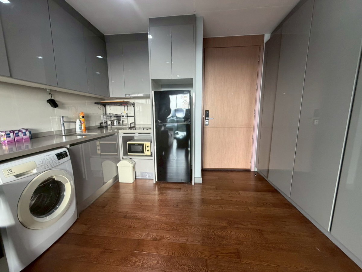 picture Condo for rent near Victory Monument BTS station - 3/27