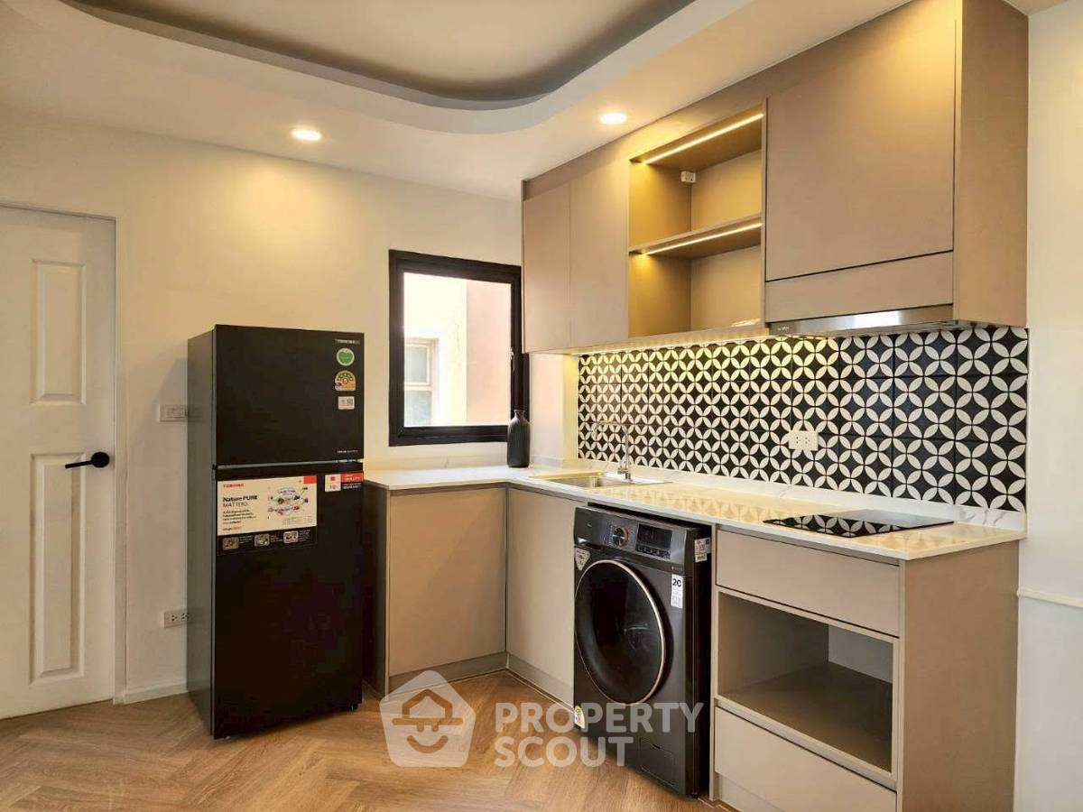 รูป คอนโด 2 ห้องนอน พร้อมเลี้ยงสัตว์ได้ โครงการ Palm Pavilion Condominium ใกล้ MRT คลองเตย (ID 3069664) - รูปที่ 8/9