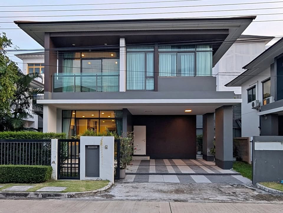 picture For Rent Detached House Setthasiri Krungthep Kreetha GH553 - 1/17