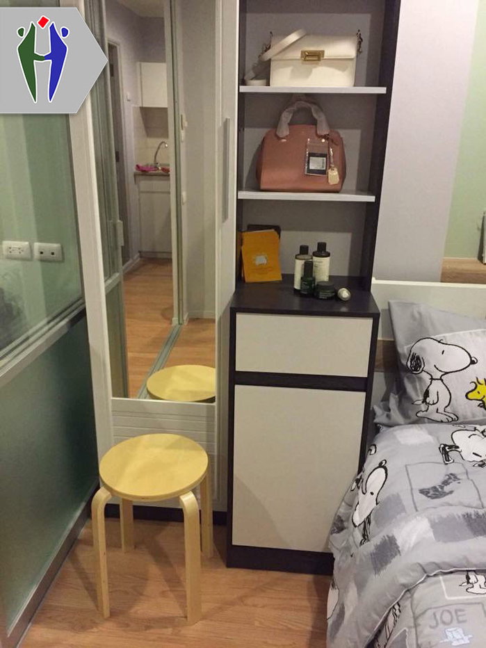 picture Condo for rent 9000 baht door slide - 4/7