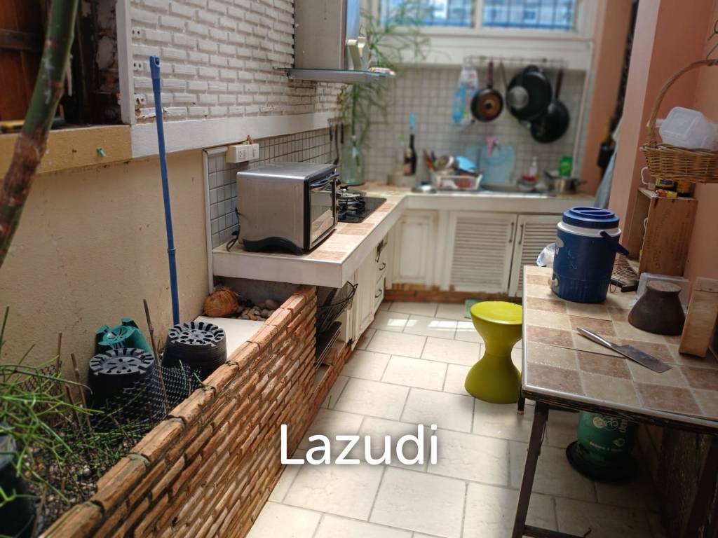 picture Spacious 2-Storey Townhouse for Sale at LK Villa - 30/35