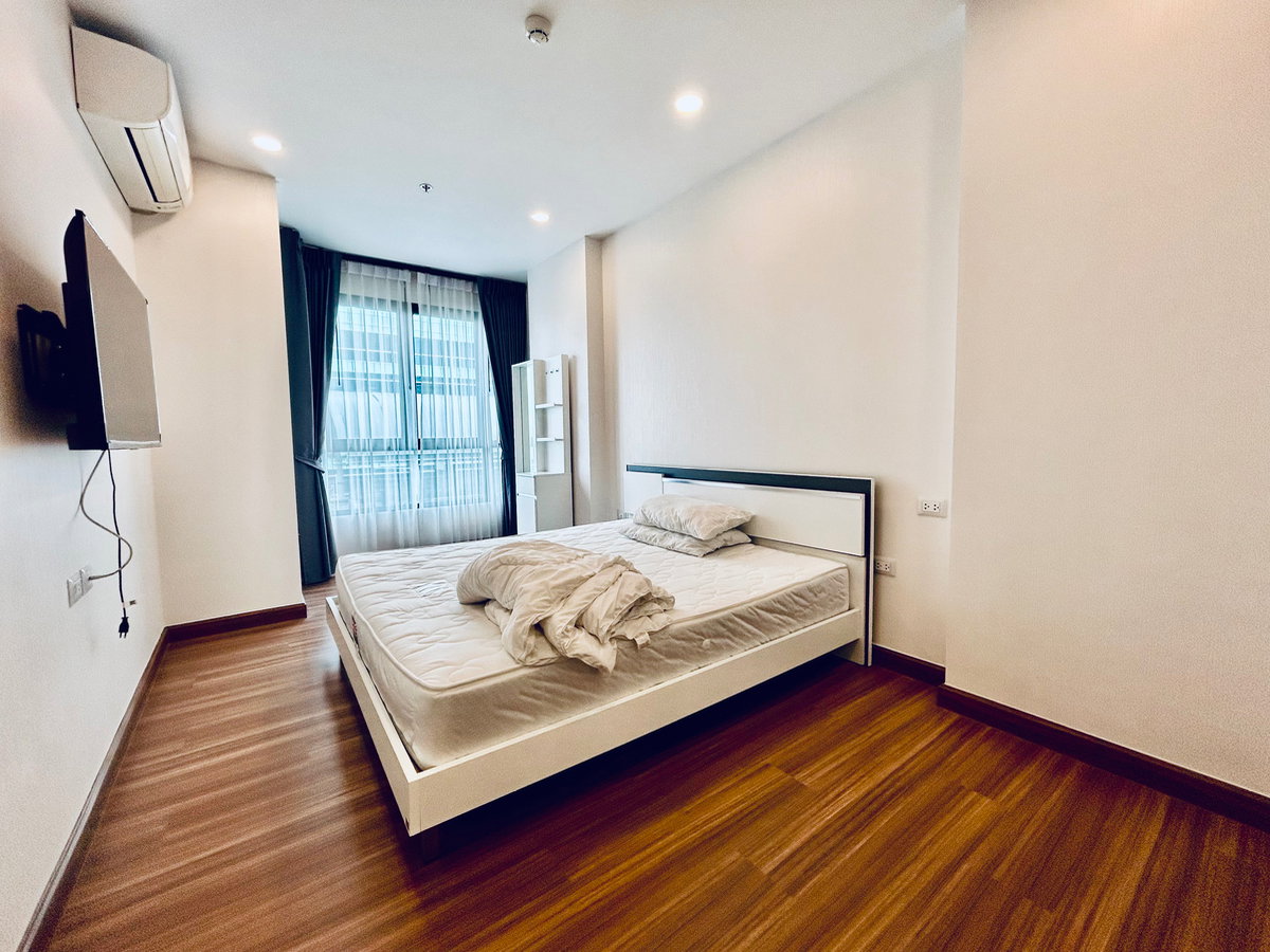 picture For Rent | Supalai Premier Charoen Nakhon Spacious 1-Bedroom Condo | Only Steps from BTS Khlong San - 8/17