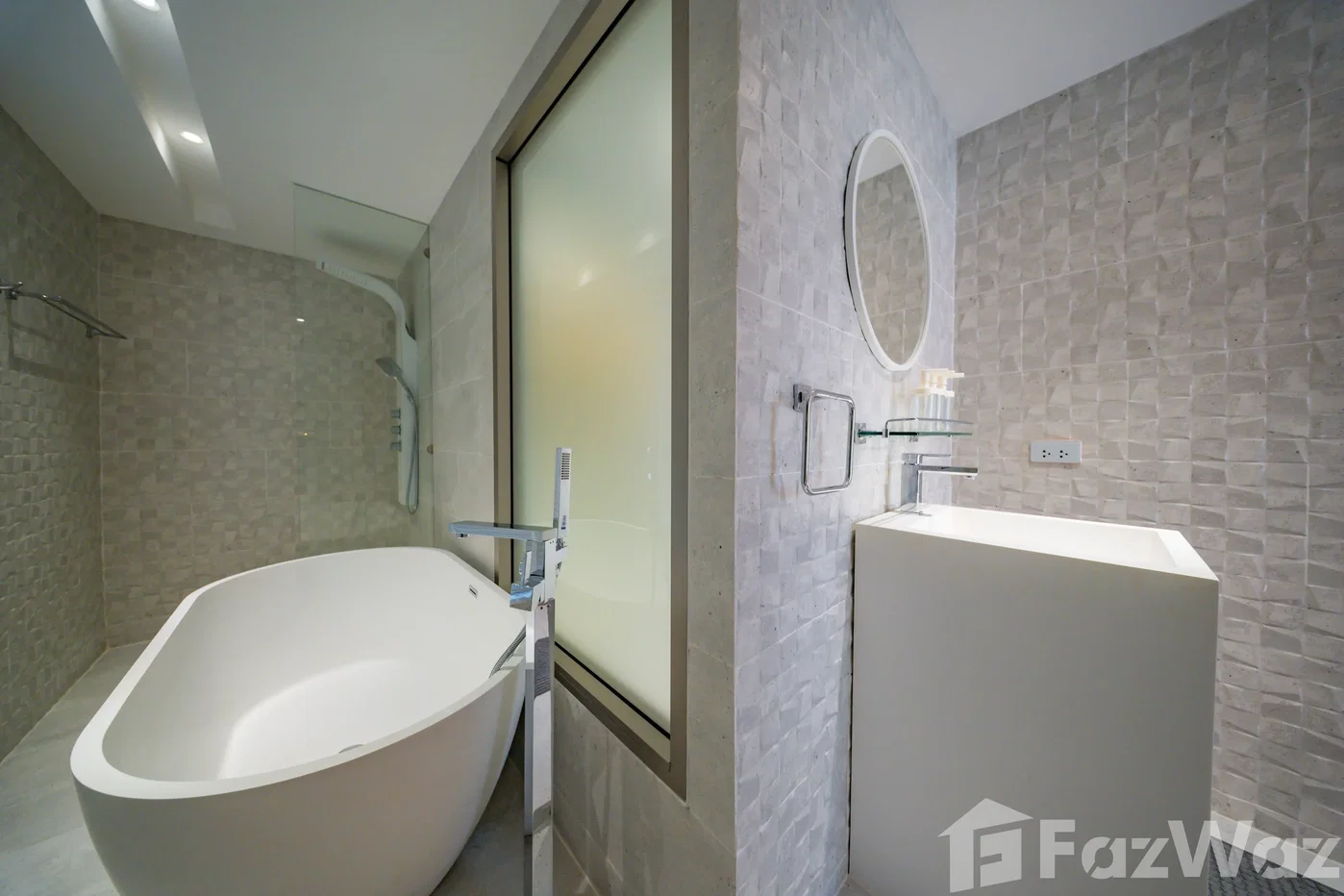 picture 3 Bedroom 5 Bathroom Villa for Sale at The Residence 6573678 - 144/181